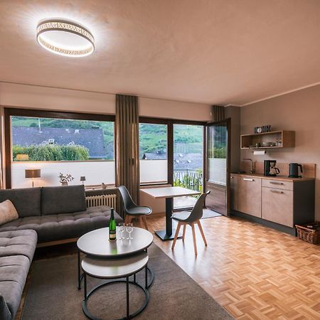 Burg  Ferienweingut Hirschen Schulstrasse B&B 외부 사진