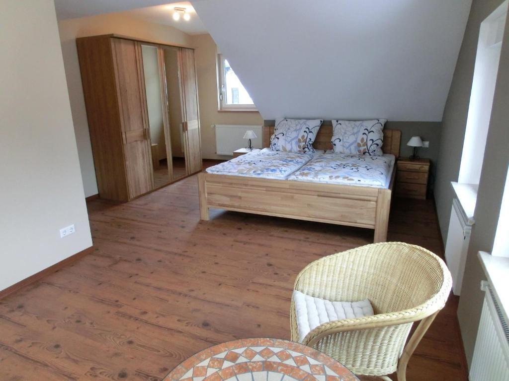 Burg  Ferienweingut Hirschen Schulstrasse B&B 객실 사진